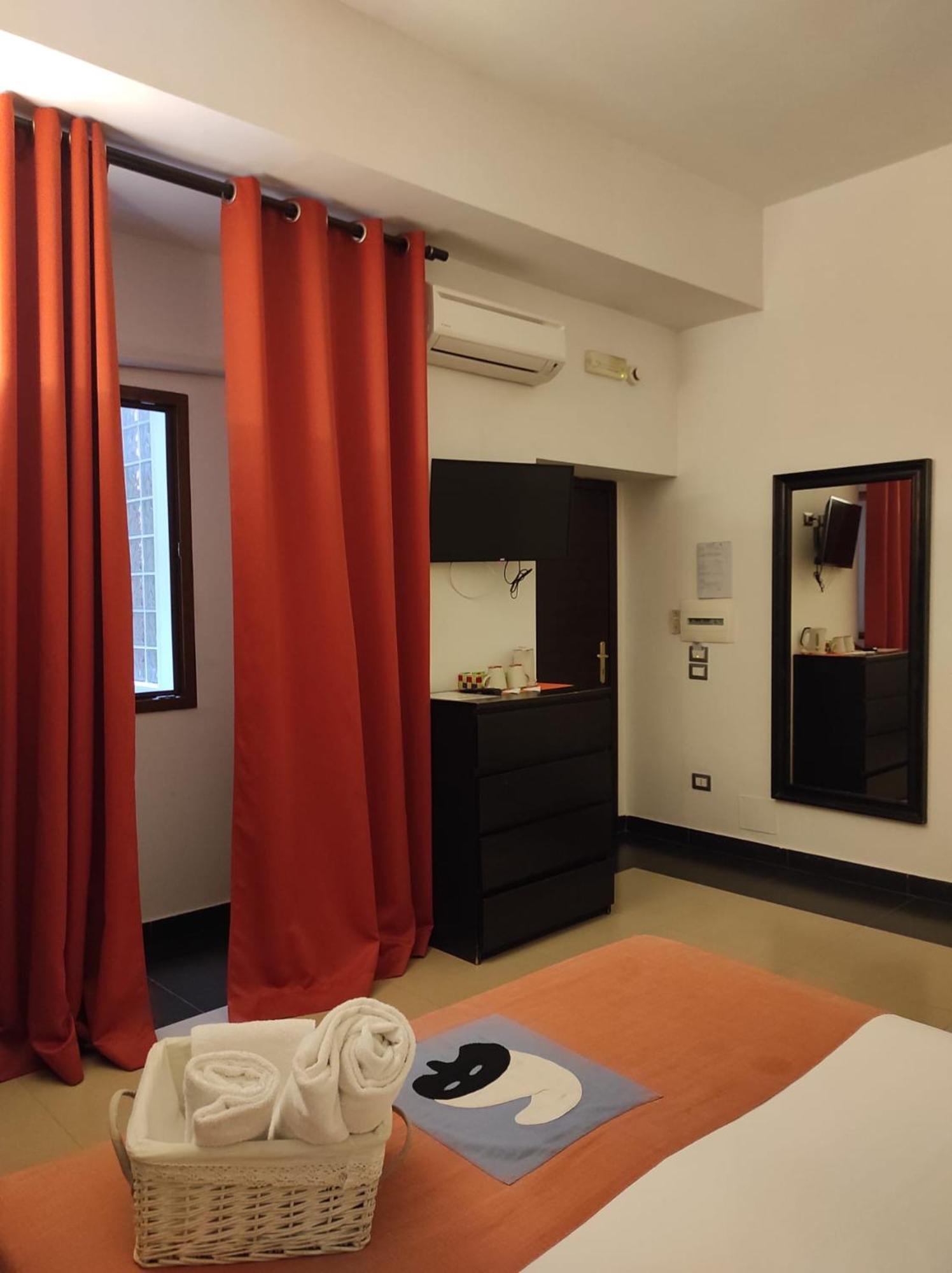 Hotel Plebiscito Aparthotel Νάπολη Εξωτερικό φωτογραφία